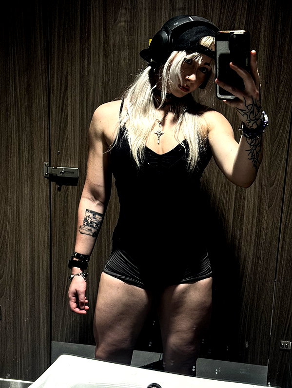 6nattynat9 instagram image archive image
