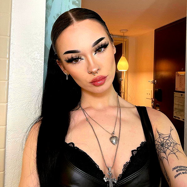 gabs.z.x instagram image archive image