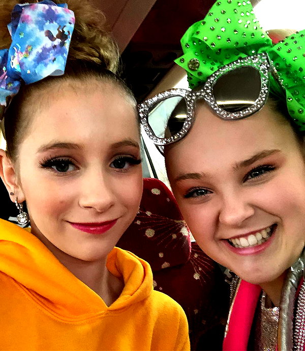 ellianawalmsley instagram image archive image