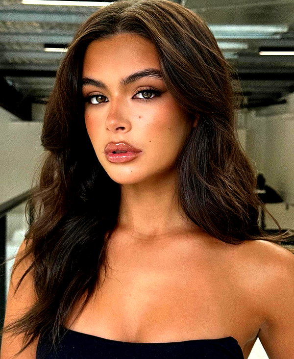 oliviaphillipps instagram image archive image