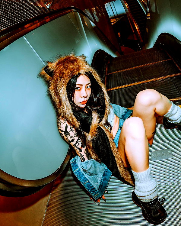neiooo.oo instagram image archive image