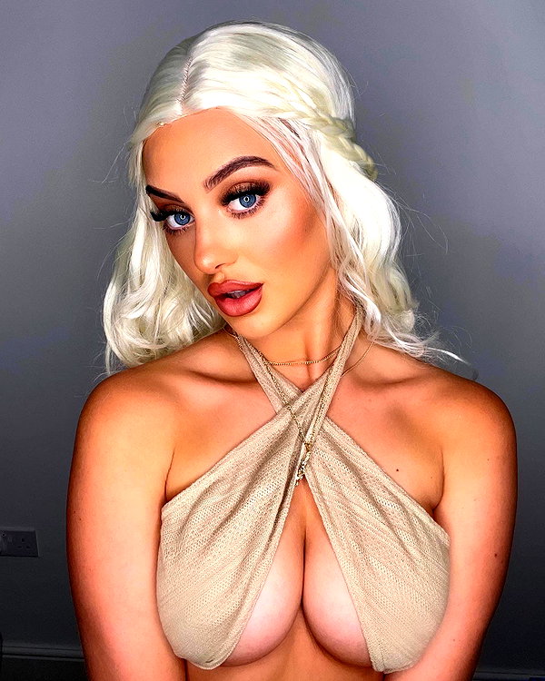 rhiannonbluee instagram image archive image