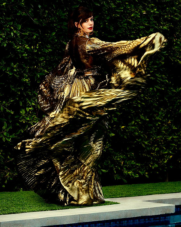 annehathaway instagram image archive image