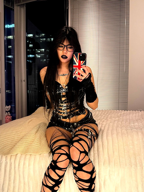 ariyukim instagram image archive image