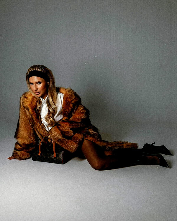 kkwwwv instagram image archive image