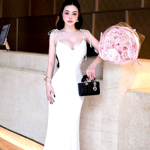 lyhythuedoxinh instagram image archive image