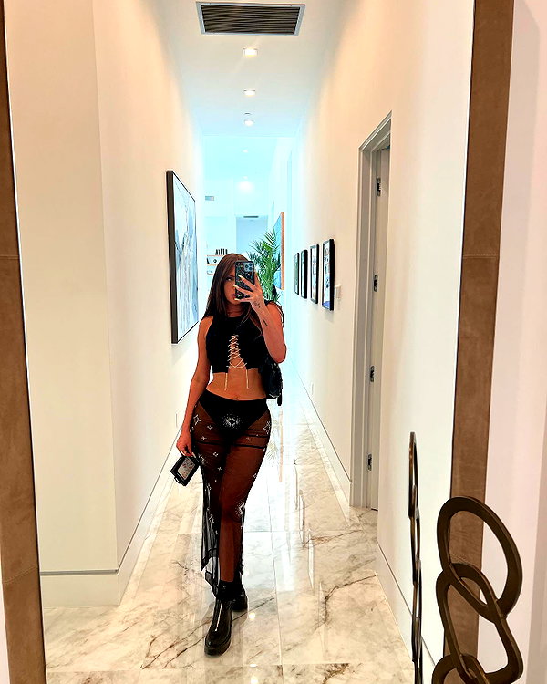 staskaranikolaou instagram image archive image