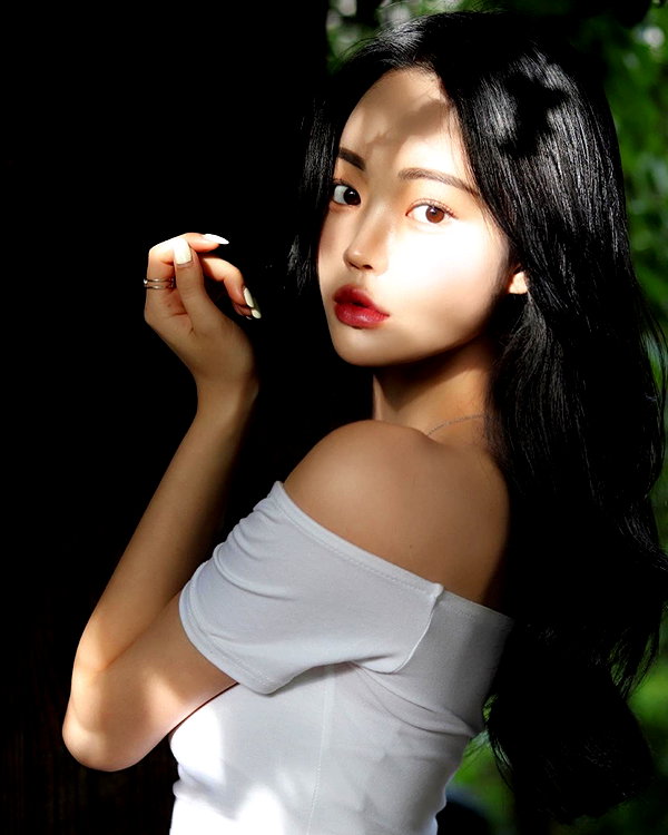 daxbin instagram image archive image