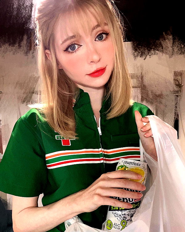 peachmilky_ instagram image archive image