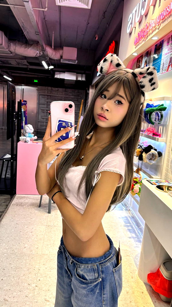 famous_wu24 archive image