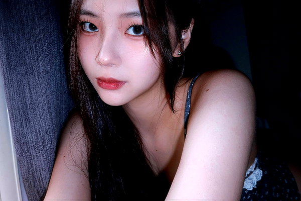 _jyying instagram image archive image