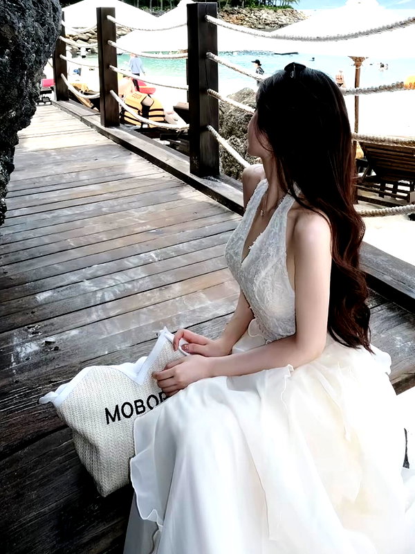 lyhythuedoxinh instagram image archive image