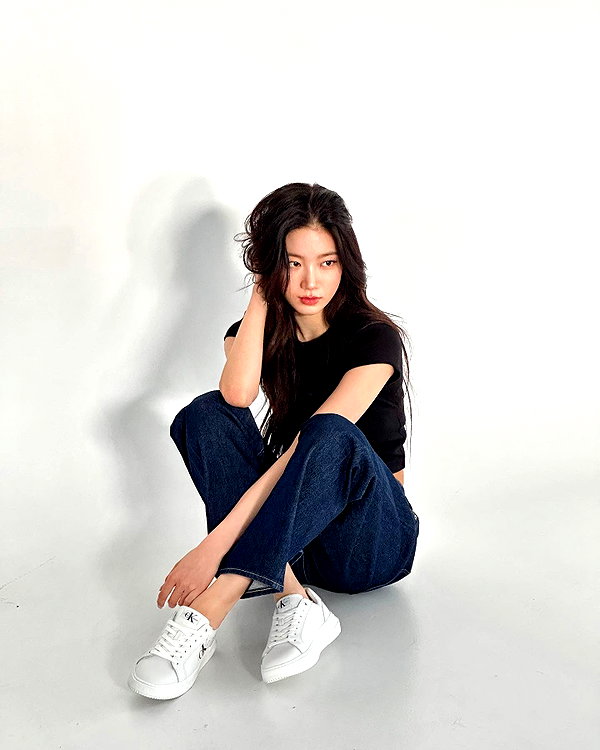 zuhazana instagram image archive image