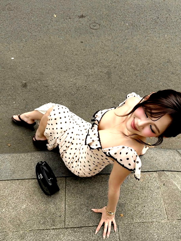 lyhythuedoxinh instagram image archive image