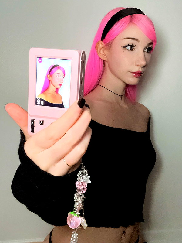 danielle.mercedie instagram image archive image