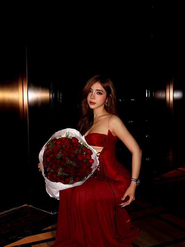 lyhythuedoxinh instagram image archive image