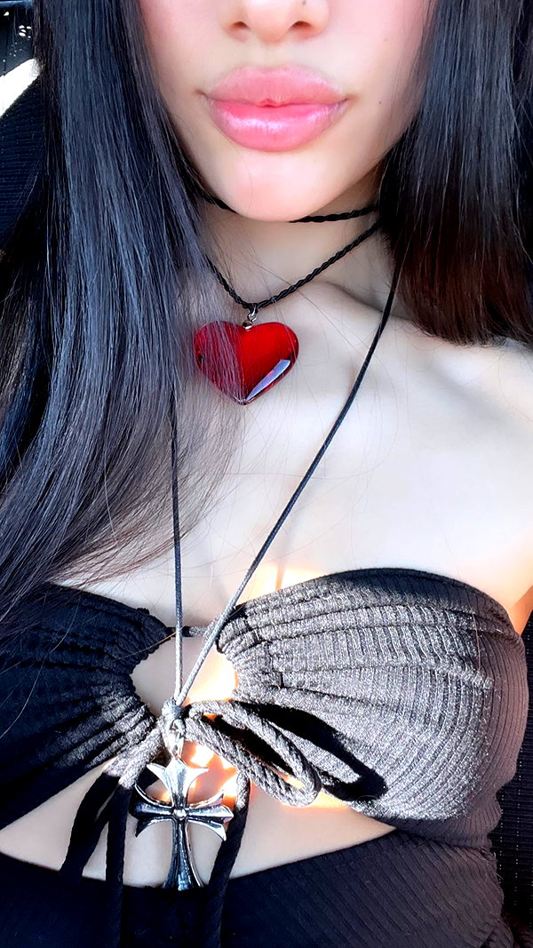 leonanaomii instagram image archive image