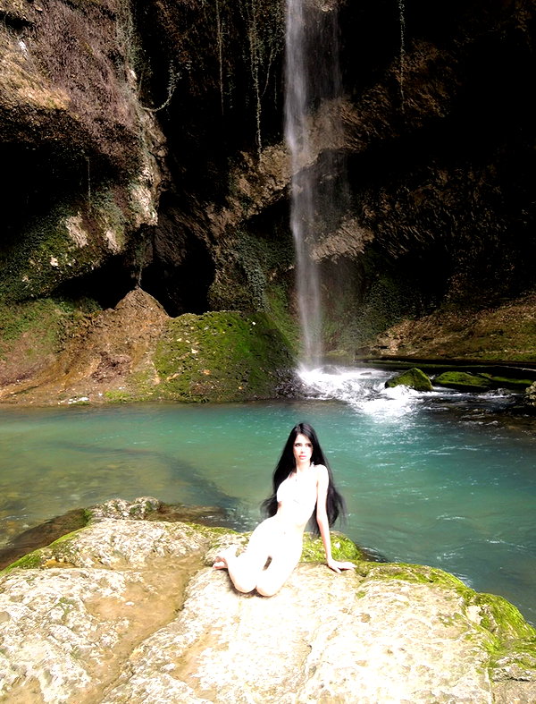yanyluya instagram image archive image