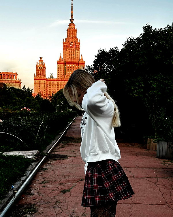 ariseviss instagram image archive image