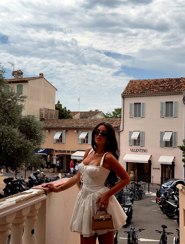 zoeliss instagram image archive image