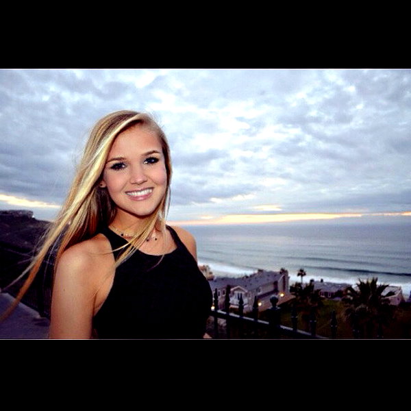 allie_dunn instagram image archive image