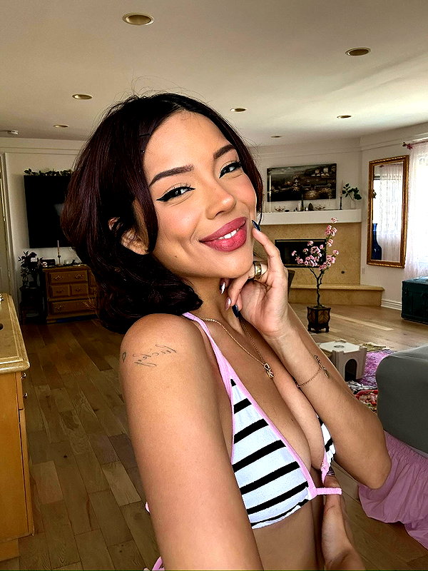 neiima22 instagram image archive image