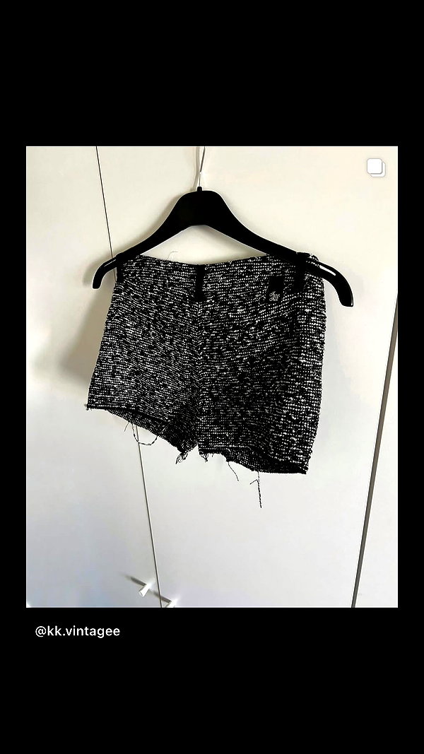 kk.vintagee instagram image archive image