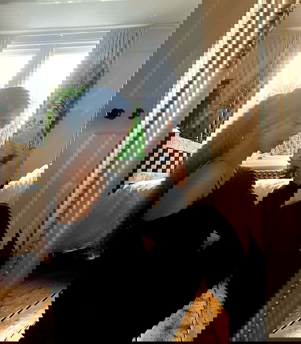 kitty.elliss kitty.elliss archive image