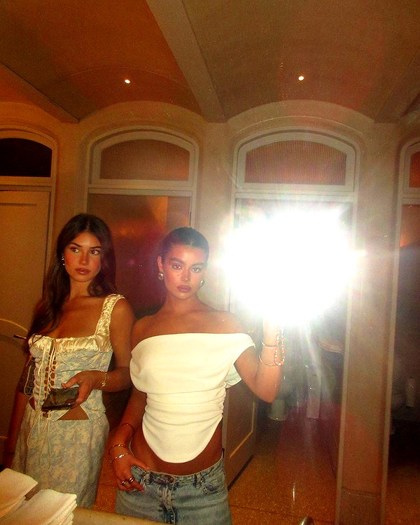 oliviaphillipps instagram image archive image