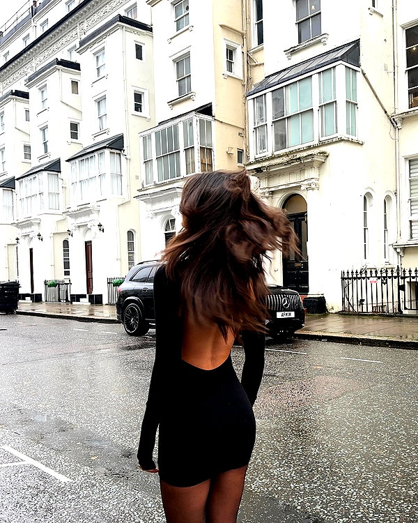 oliviaphillipps instagram image archive image