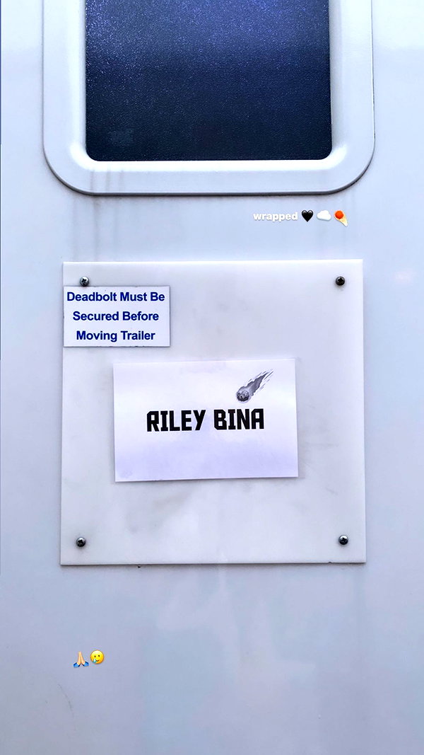 arianagrande instagram image archive image