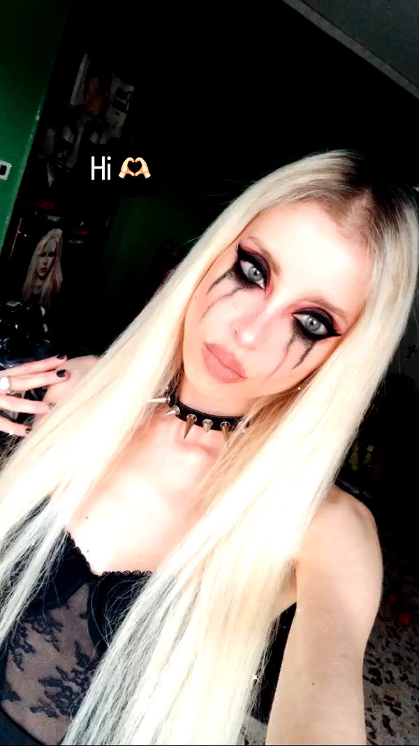roxiechelon2 archive image