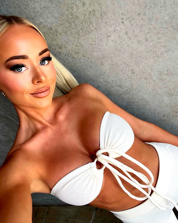 allieauton instagram image archive image