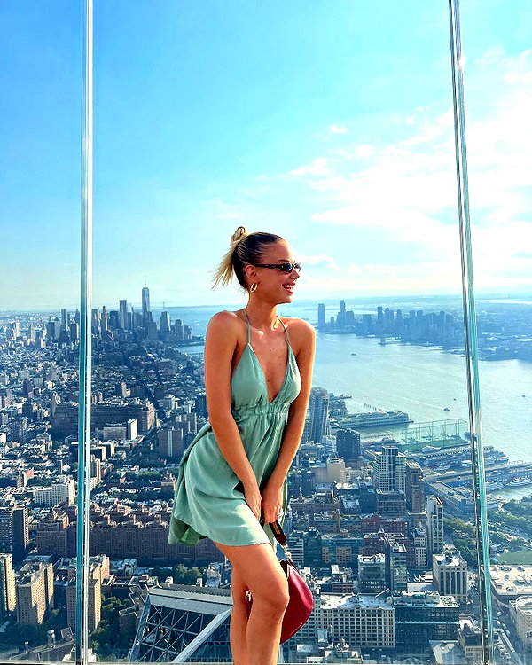 barzomer instagram image archive image