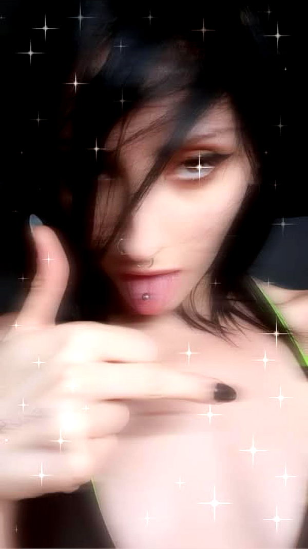 noyaislilith333 instagram image archive image