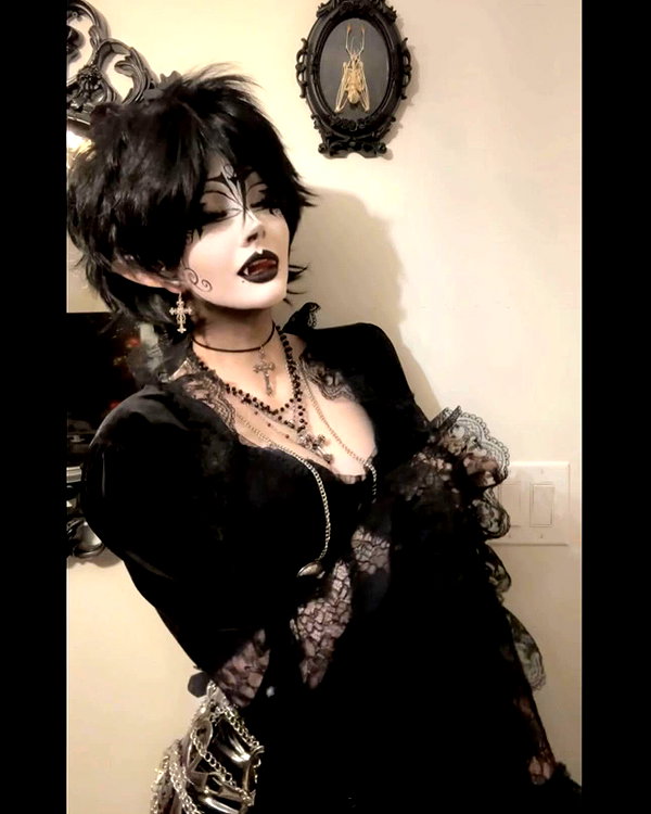 darkblueyoshii instagram image archive image