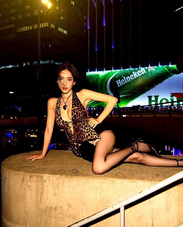 lyhythuedoxinh instagram image archive image