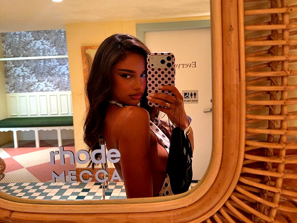 godbless_jess instagram image archive image