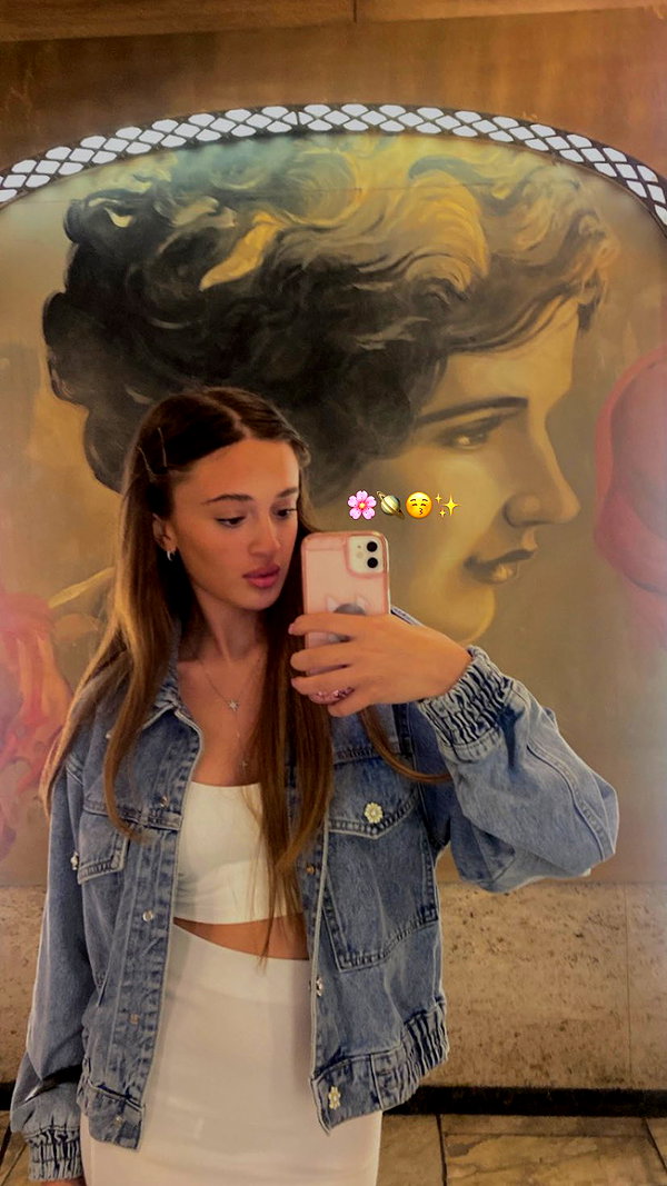 talia_davidov instagram image archive image