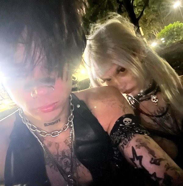 starzd3ad instagram image archive image