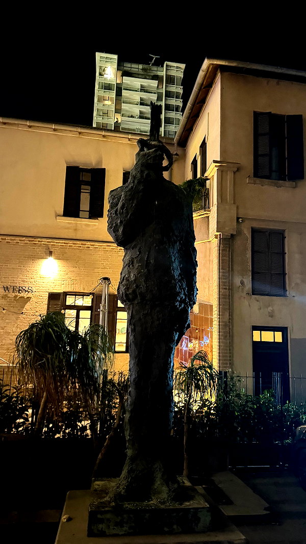 efrat_elmalich instagram image archive image
