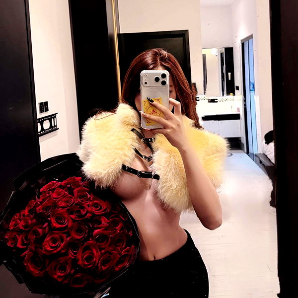 lyhythuedoxinh instagram image archive image