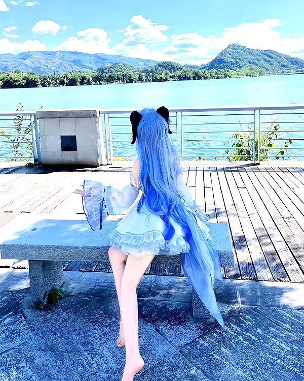 gallery_cosplayer instagram image archive image
