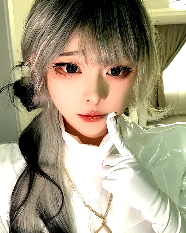 yingyinng_ instagram image archive image