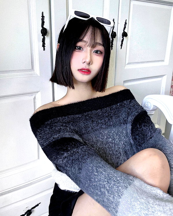 lai_931201 instagram image archive image