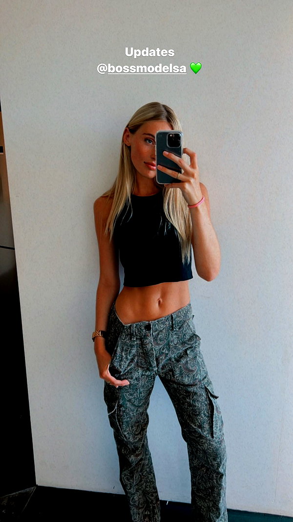 chelsnamsayin instagram image archive image