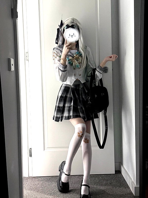 gallery_cosplayer instagram image archive image