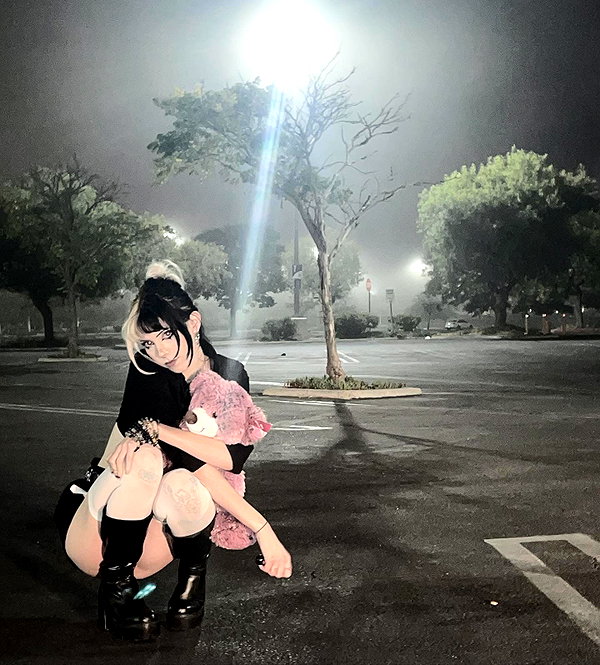 haileylayfield instagram image archive image