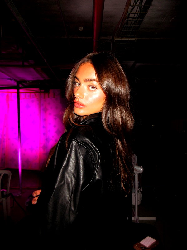 yaelshelbia instagram image archive image