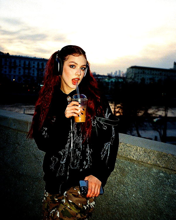 anna.utka22 instagram image archive image